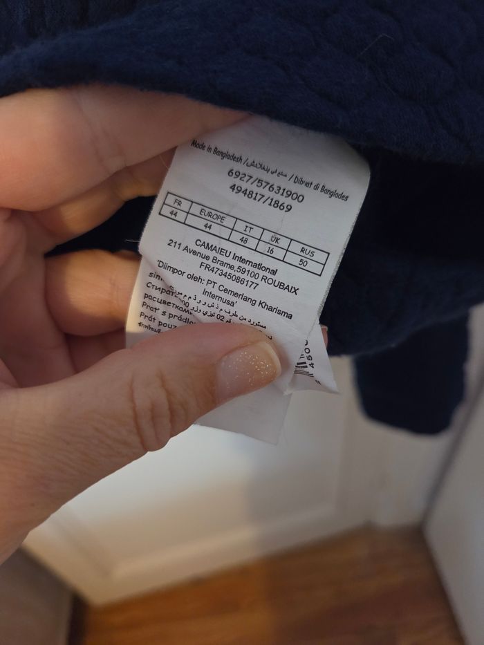 Veste courte bleue foncée effet matelassé - photo numéro 4