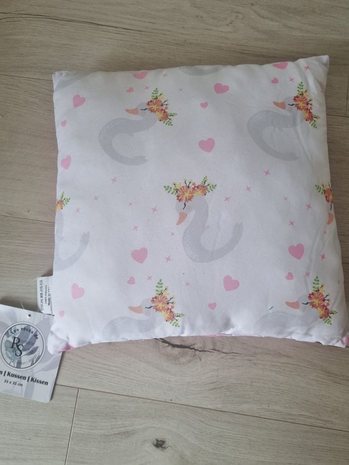Coussin signe - photo numéro 2
