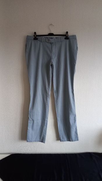 Pantalon bleu clair