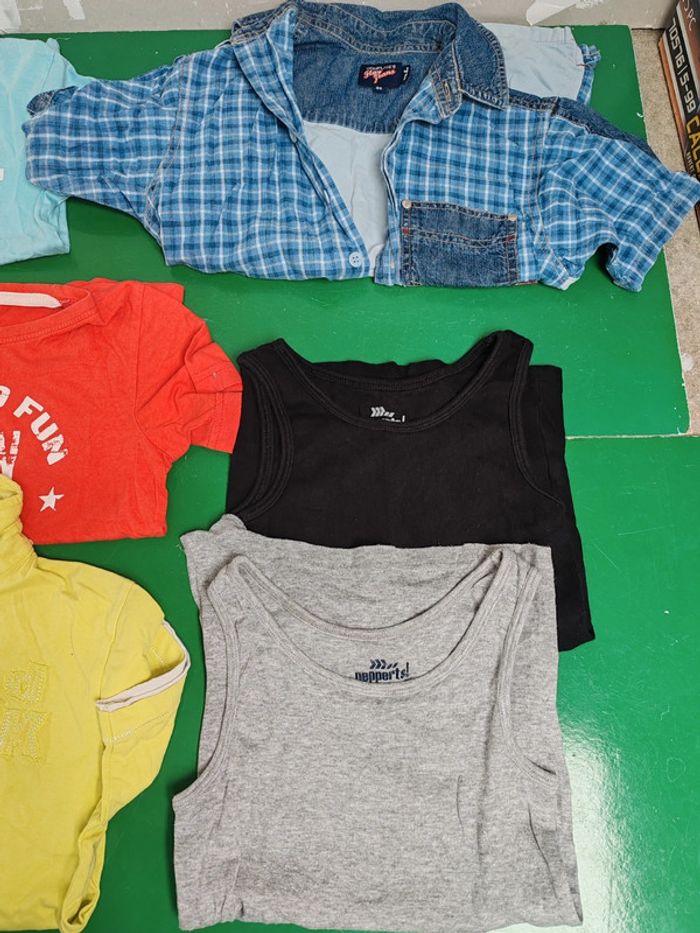 Lot t shirts été 8 ans - photo numéro 2