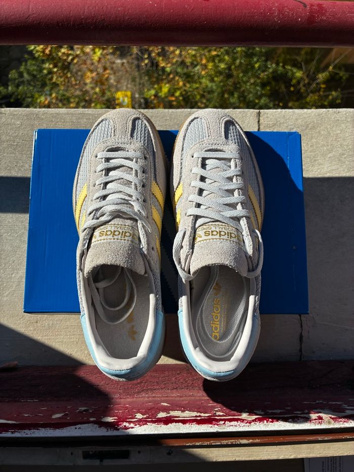 Adidas Originals Spezial Grey One/ Almond Yellow - Taille 38 - Neuves - photo numéro 3