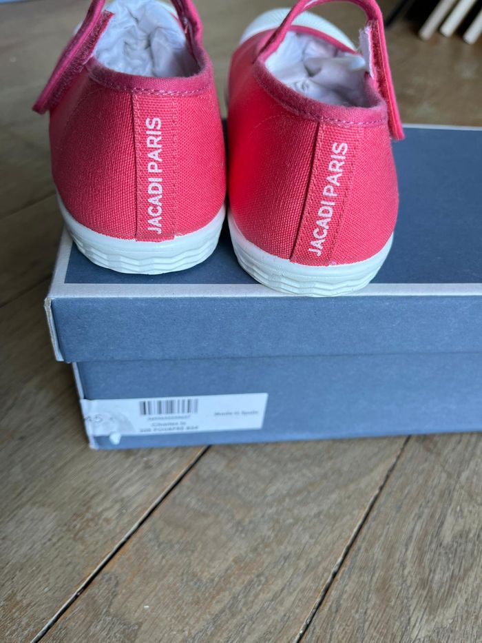 Babies en toile rose Jacadi 32 neuves - photo numéro 4