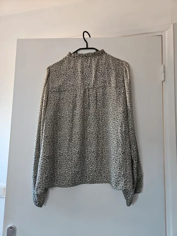 Blouse verte a motifs - photo numéro 4