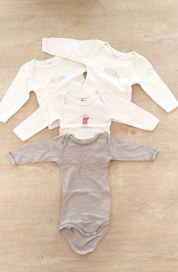 Lot bodies Petit bateau 3 mois