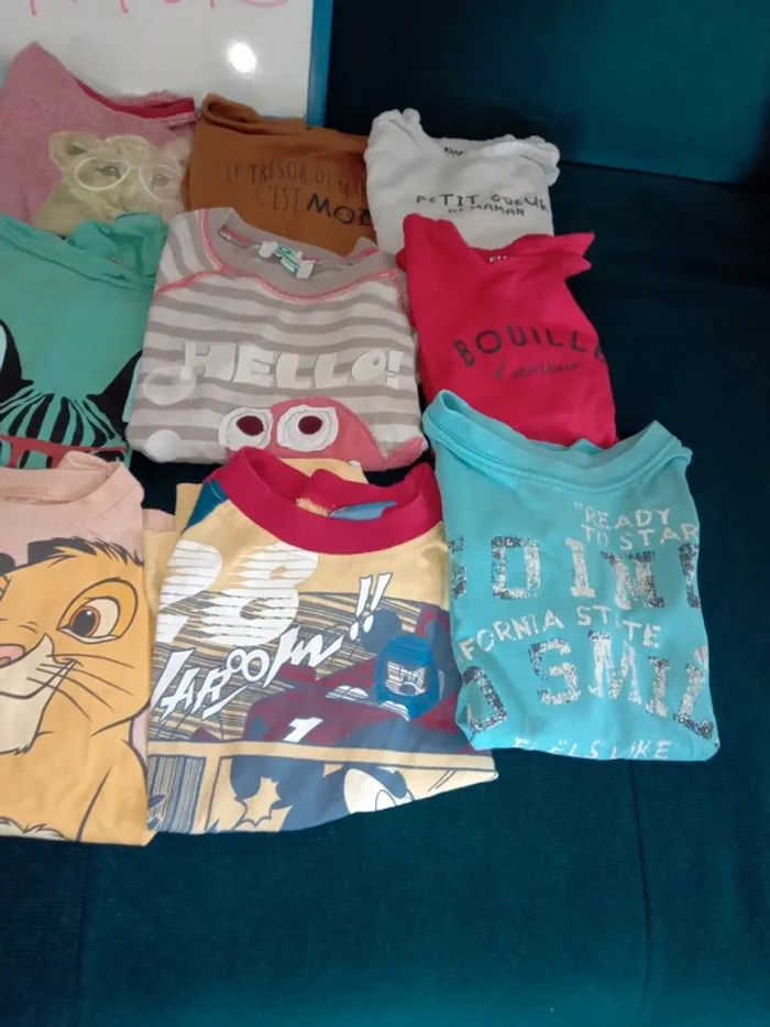 Lot 13 t-shirts + 2 débardeurs - photo numéro 4