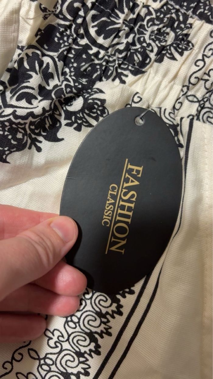 Pantalon neuf - photo numéro 3