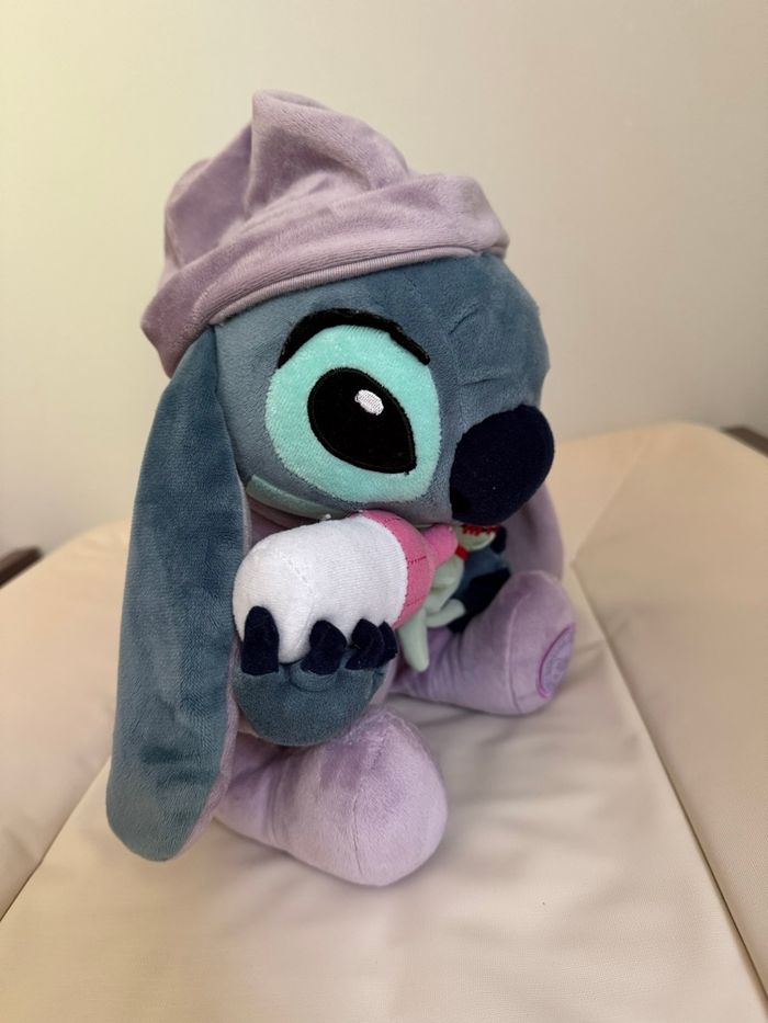 Peluche stitch Disney store - photo numéro 4