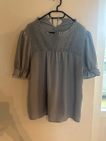 Blouse bleu manches courtes