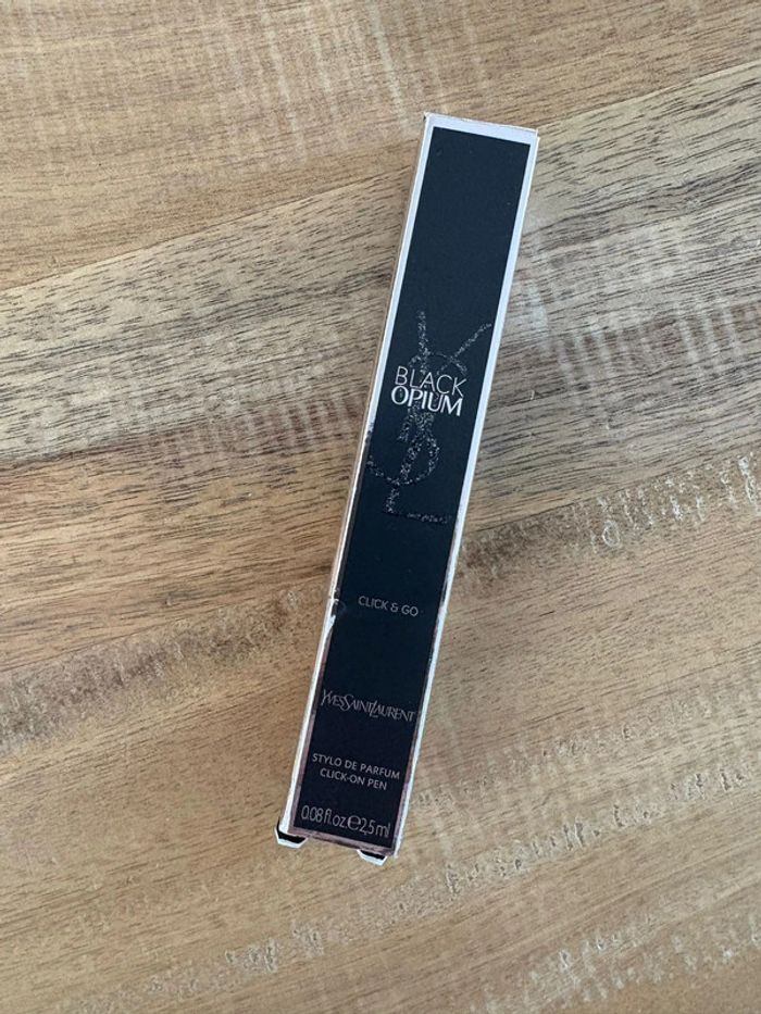 Black Opium stylo click and go Yves saint Laurent