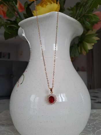 Pendentif avec chaîne