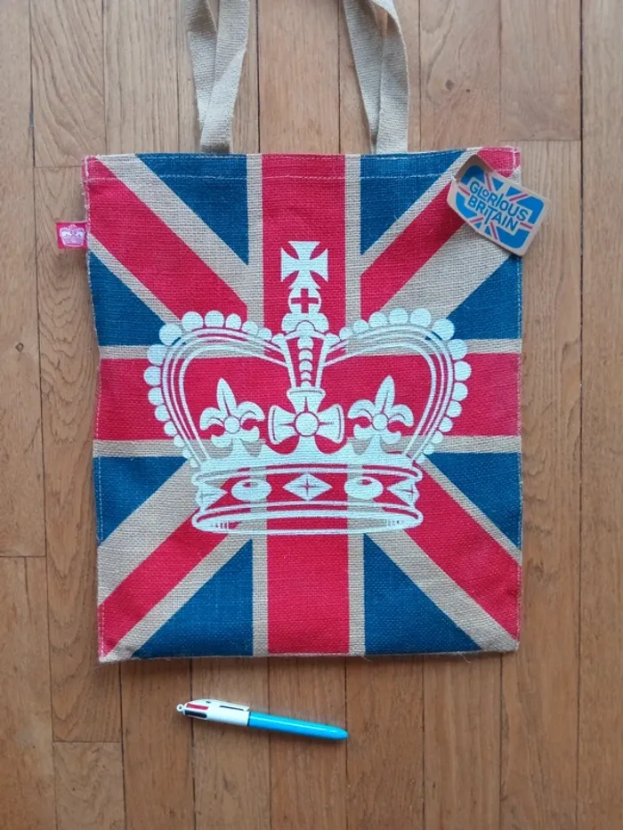 Sac tote bag toile de jute Glorious Britain 40x35 cm neuf avec étiquette acheté en Angleterre - photo numéro 2