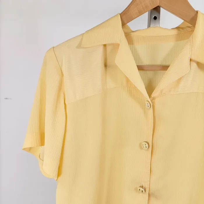 Chemise fluide jaune pâle manches courtes col tailleur taille M A1448 - photo numéro 4