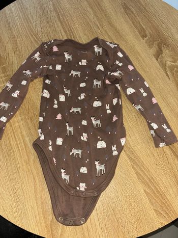 Magnifique bodie motif cerf renard maison taille 9/12 mois