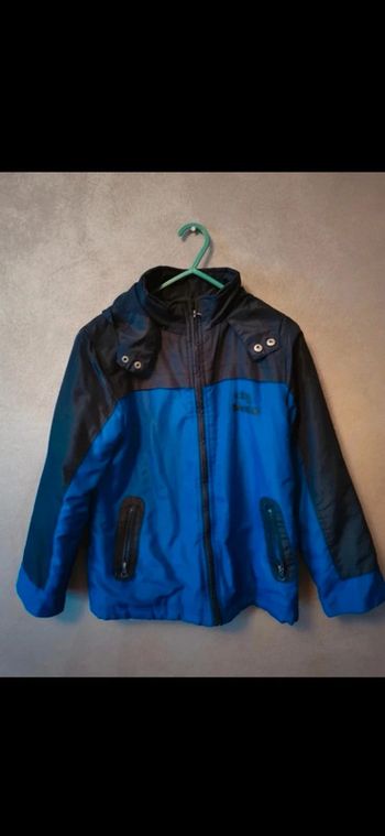 Blouson garçon 10 ans.