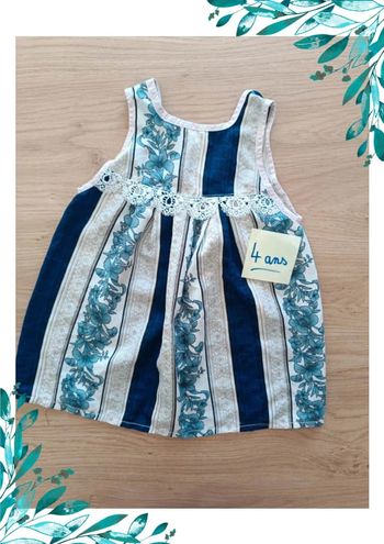 Robe 4 ans