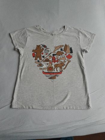 T-shirt Canada neuf 7 8 ans dessin avec paillettes