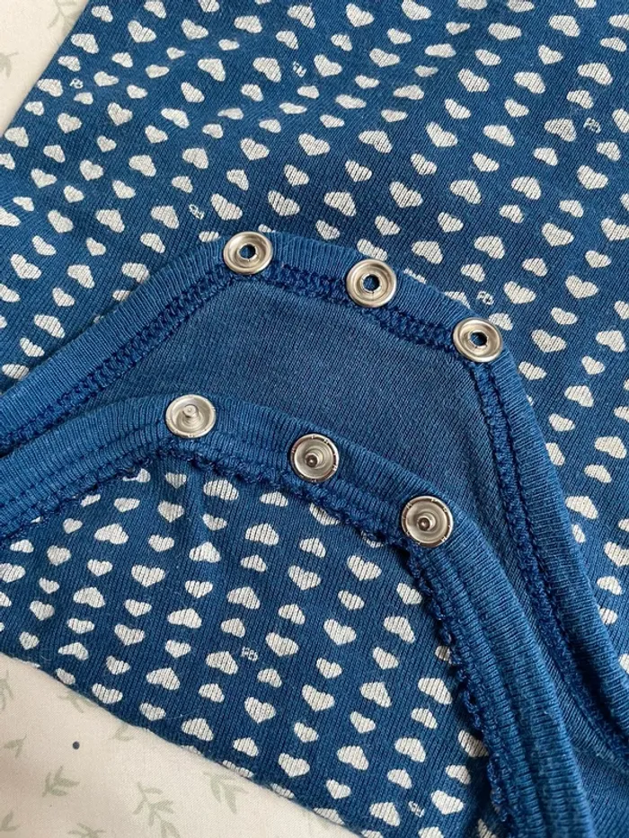 Lot 3 bodies ML Petit Bateau 12 mois - photo numéro 5