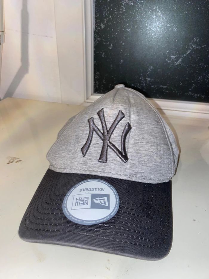 Casquette New Era Grise neuf