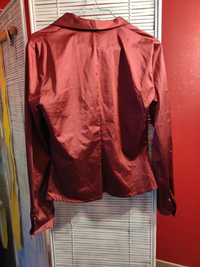 Chemise effet satiné bordeaux - photo numéro 2