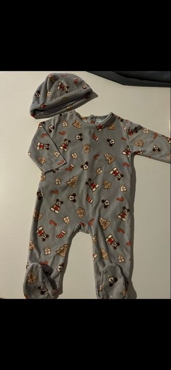Pyjama + bonnet 