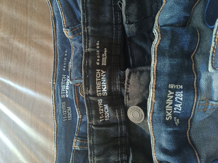 Lot 5 jeans Kiabi 11/12 ans - photo numéro 3