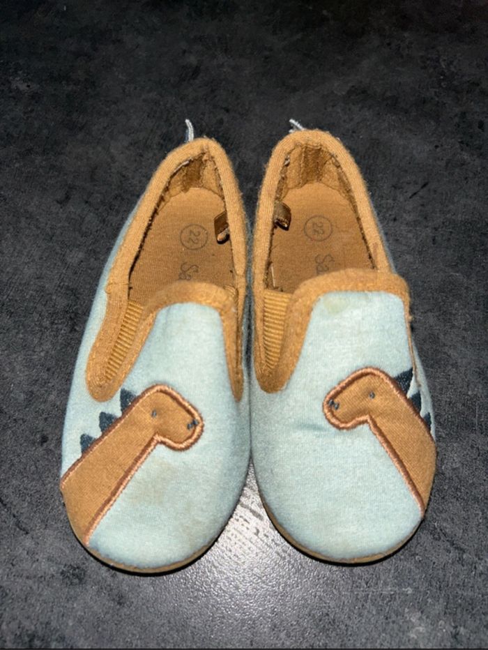 Chaussons dinosaures