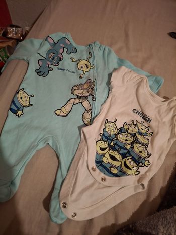 Pyjama et bodie buzz l'éclair