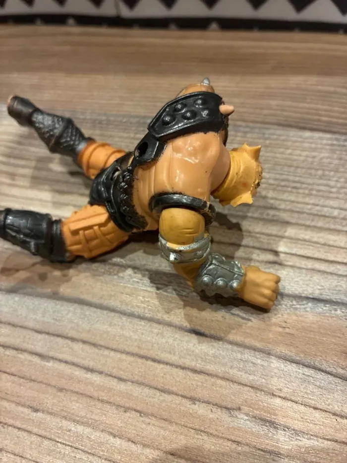 Figurine chap mei beast raider ? - photo numéro 4