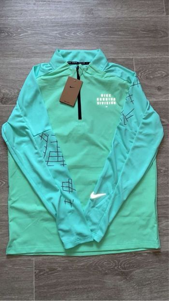 Haut Nike Running Division vert menthe – Neuf avec étiquette