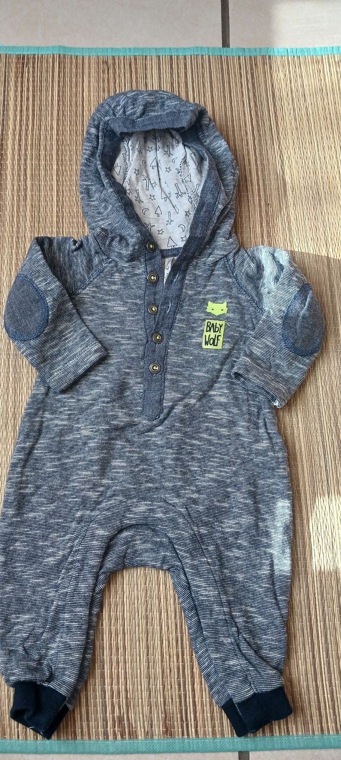 Combinaison bébé légère