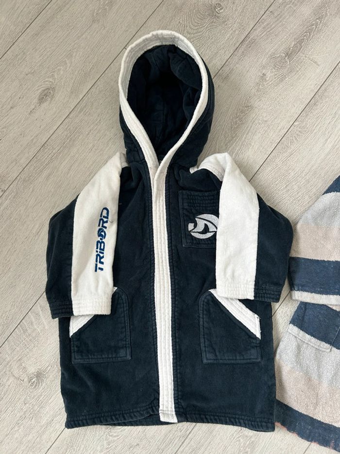 Lot de 2 peignoirs garçons 2 ans/3 ans - photo numéro 2