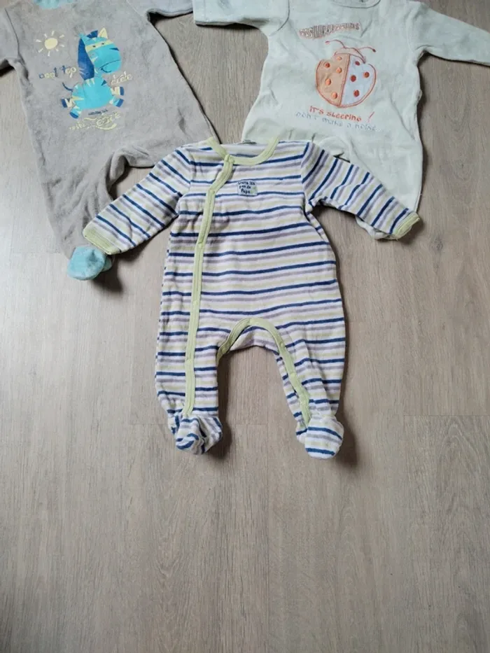 Lot pyjama bébé 3 mois - photo numéro 4