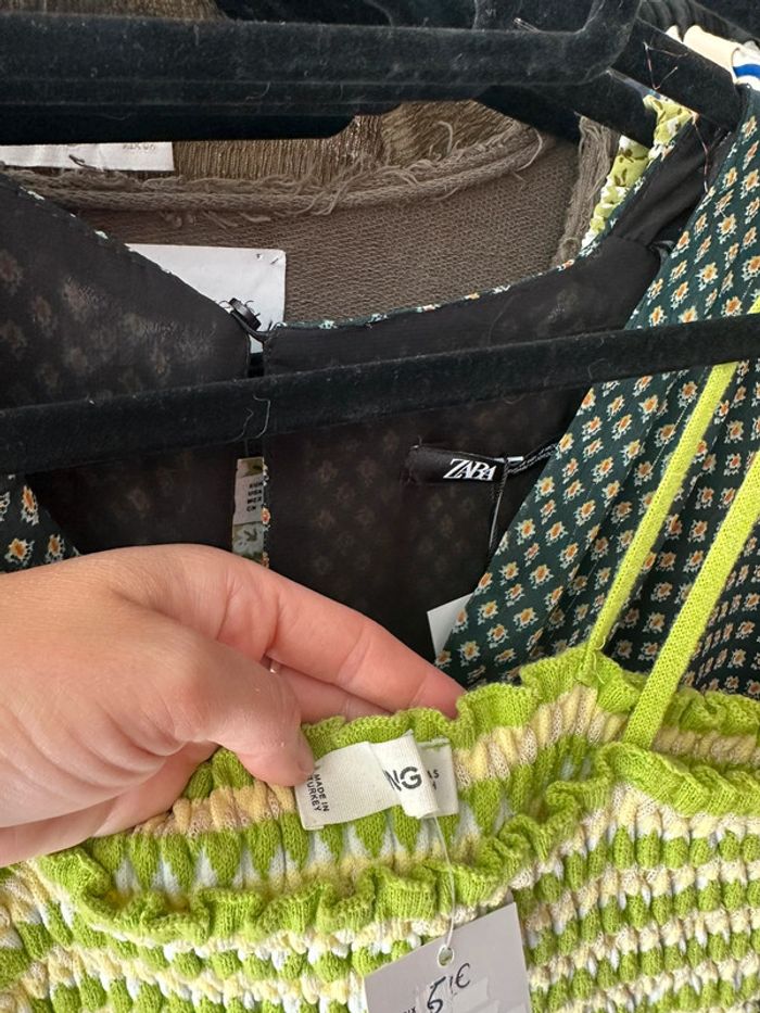 Lot de 35 vêtements femme (tailles 34 à 40) Déstockage - photo numéro 18