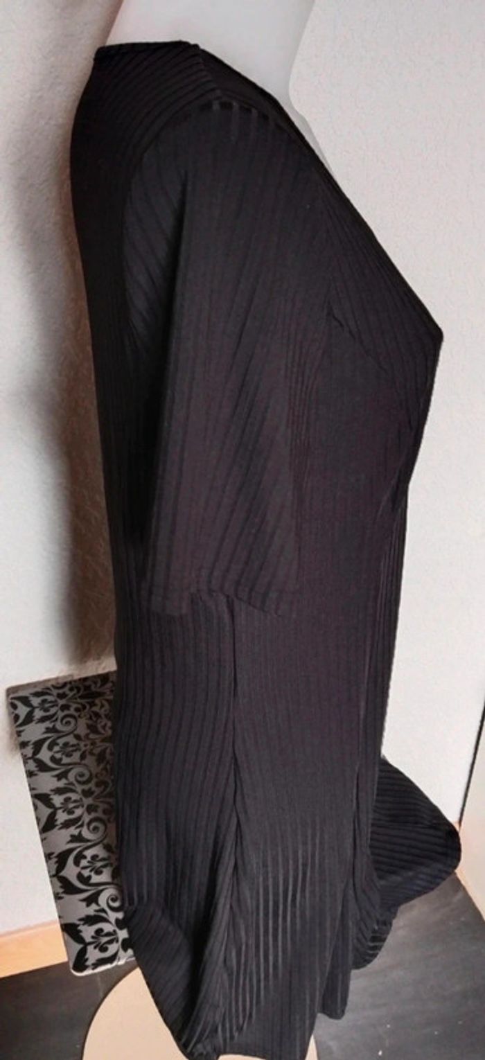 Jolie robe femme Shein taille 1XL soit 44 46 - photo numéro 5