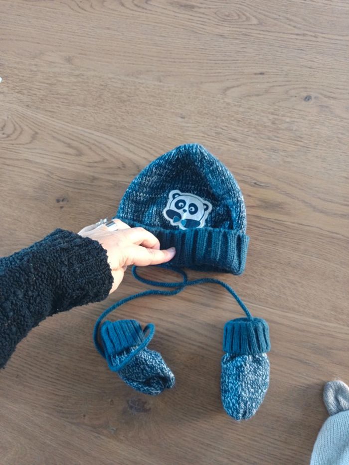 Ensemble bonnet gants