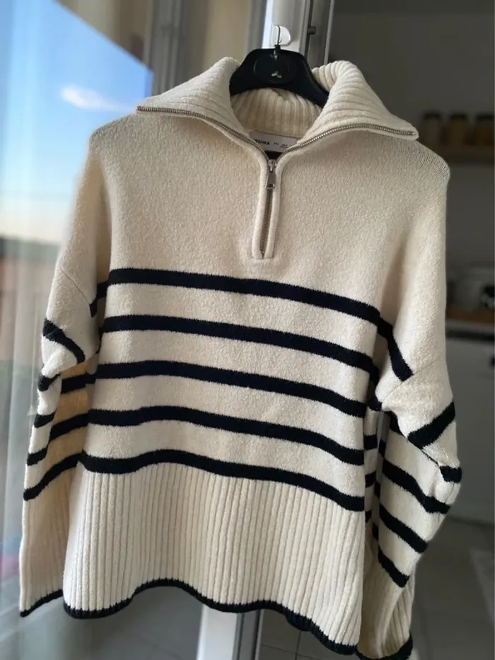 Pull rayure col camionneur beige noir Bershka 36