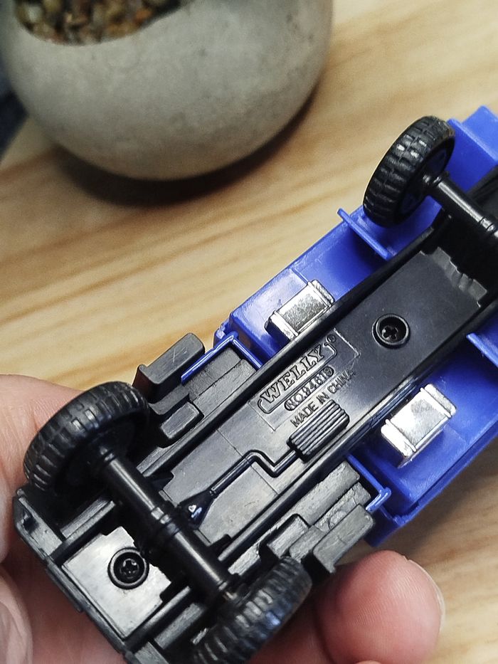 Voiture Police Welly - photo numéro 8