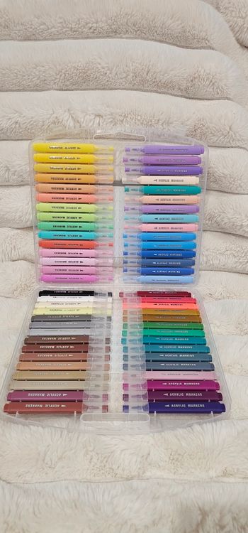 Coffret de 60 marqueurs acrylique neufs