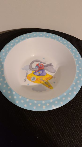 Vaisselle enfant en mélaminé de la marque Zara Home