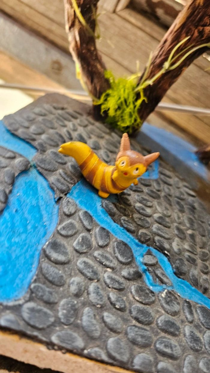 Super figurine Pokemon fouinette