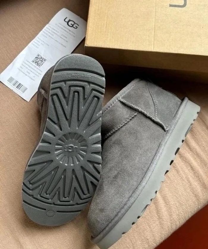 UGG CLASSIC ULTRA MINI - photo numéro 2