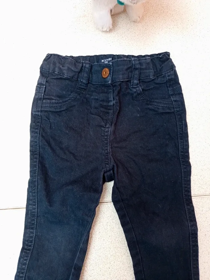 Jeans Kiabi taille 18mois - photo numéro 2