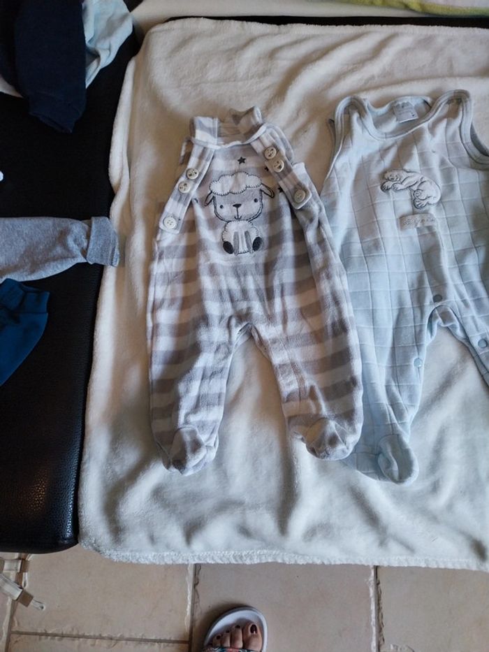Lot 3 pyjamas sans manches 3 mois - photo numéro 3