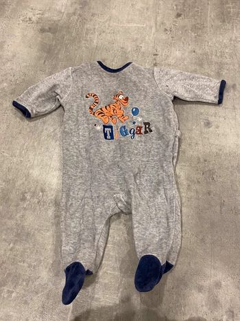 Pyjama velours tigrou