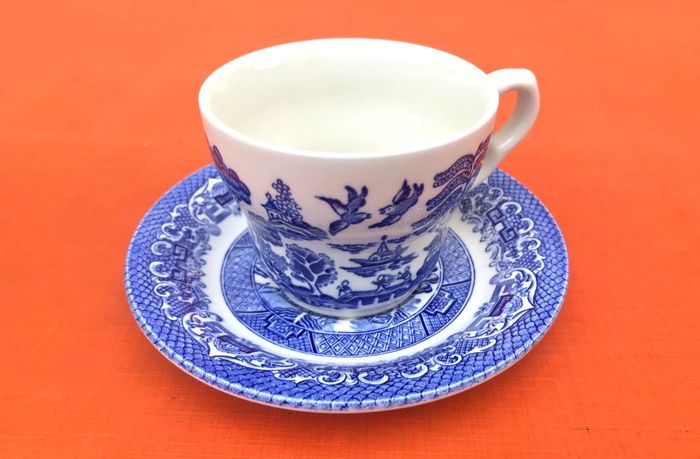 Années 1960 Tasse / Soucoupe  Céramique émaillée décor Japonisant  " Blue Willow " - photo numéro 8
