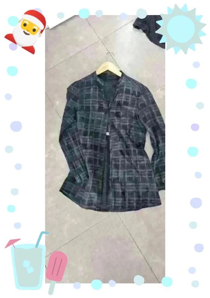 Chemise taille S Chemise taille S carreaux noir gris