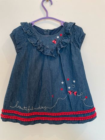 Robe et tee-shirt