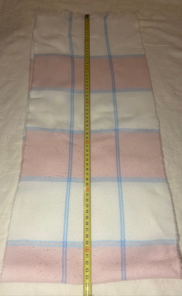 Écharpe à carreaux rose,bleu et blanche - photo numéro 3