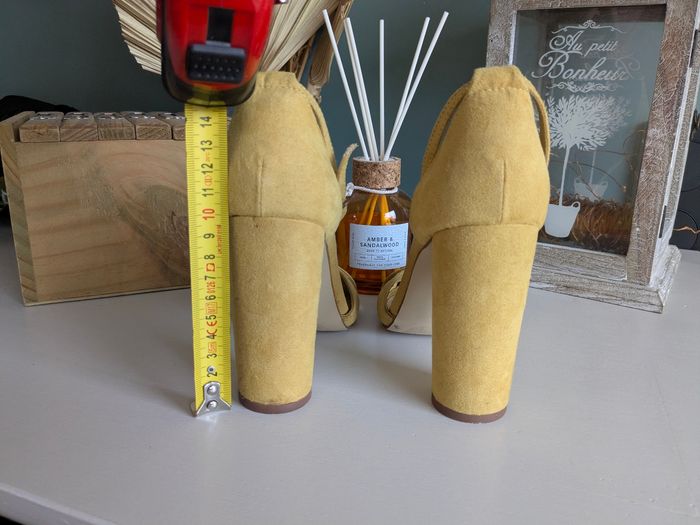 Sandales à talons - photo numéro 3