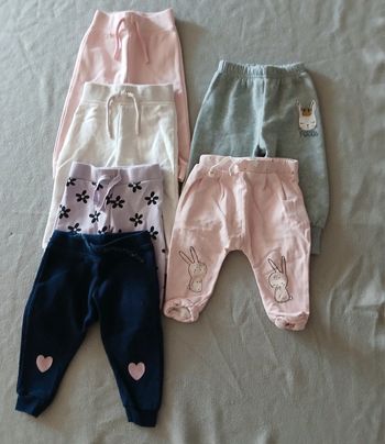 Lot joggings 9 mois